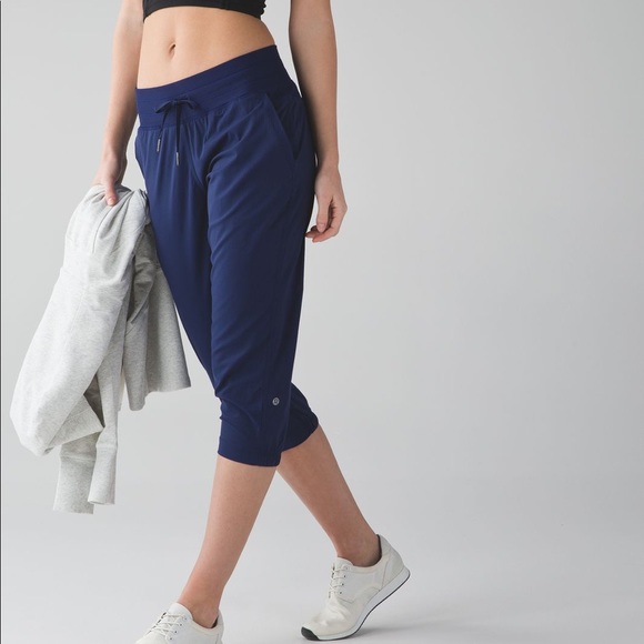 lululemon dance crop